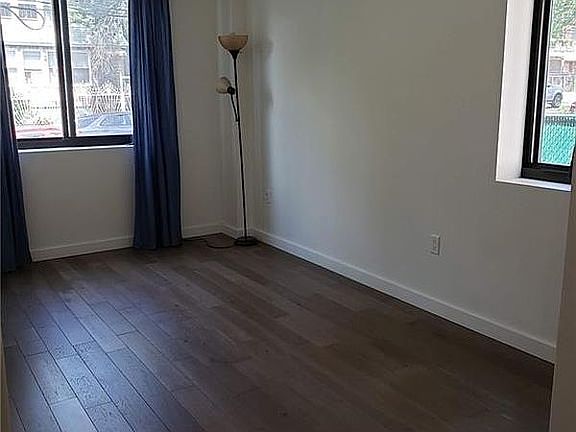3rd image of 8722 51st Ave APT 2C
