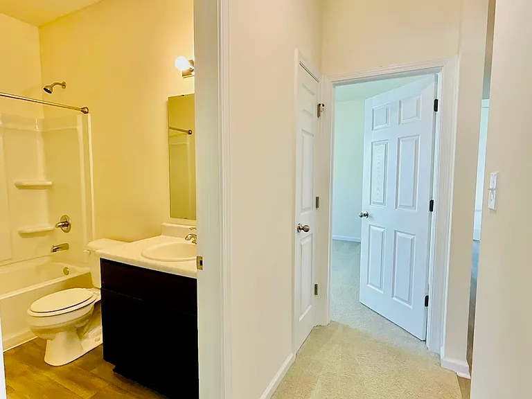 3815 Starkey Dr — Photo 25