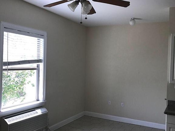 5th image of 3839 Ulloa St APT Q