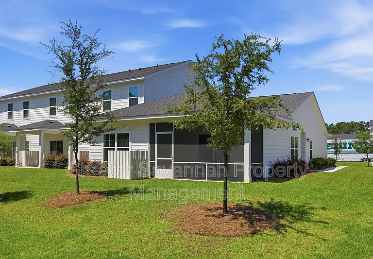 130 Danbury Ct #1 — Photo 34