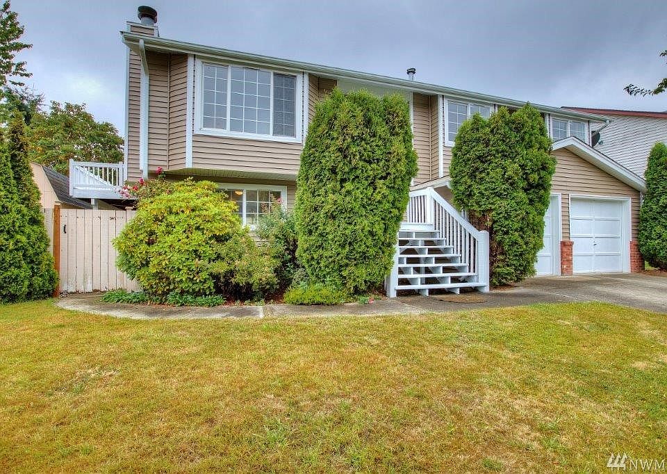 1st image of 2609 Larkspur Dr