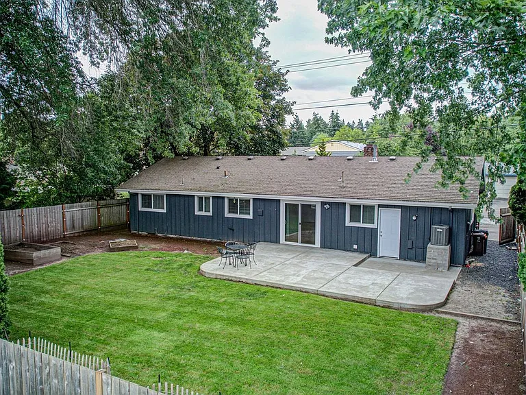 12635 SW Butner Rd — Photo 30