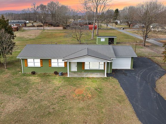 4th image of 157 Shawnee Ave