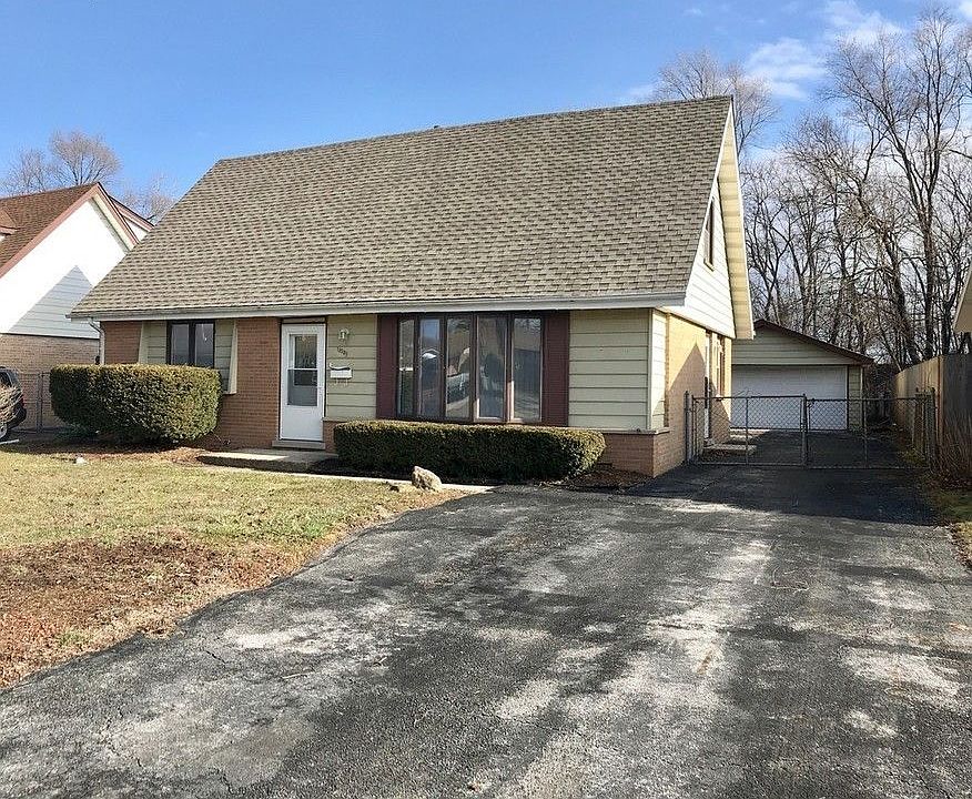 1st image of 13131 E Playfield Dr