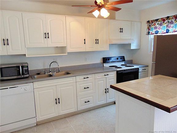 2nd image of 3103 London Company Way