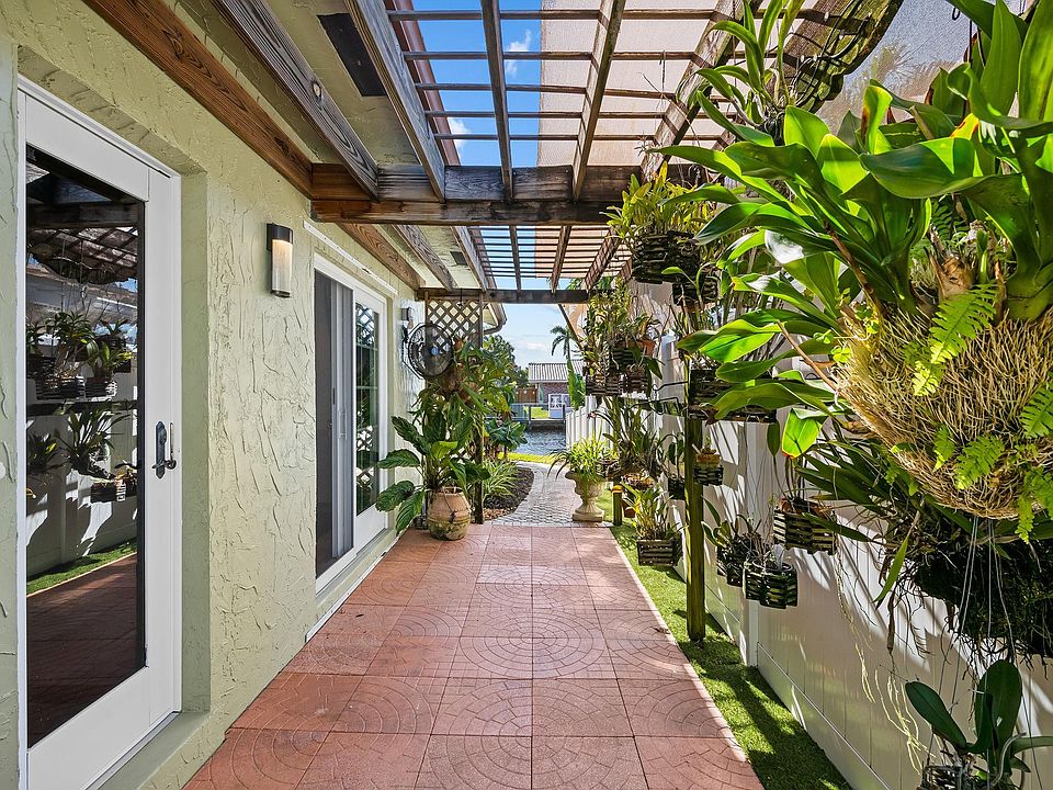 1st image of 2360 SE 8th Court