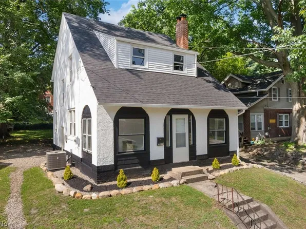 1649 Preston Ave, Akron, OH 44305