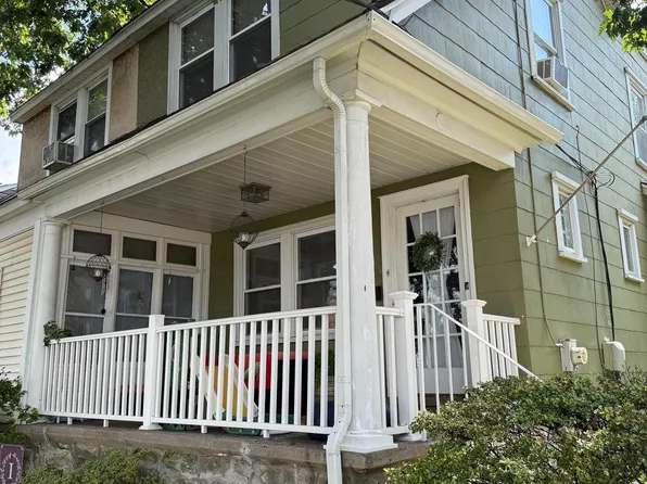 359 Blanchard Rd, Drexel Hill, PA 19026