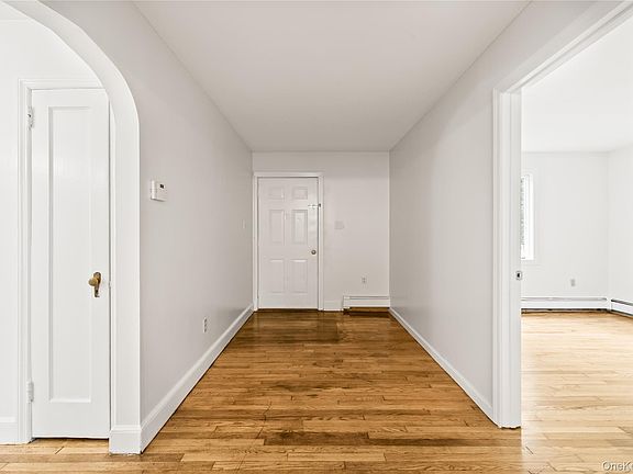 5th image of 281-283 Old Haverstraw Road