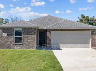 2914 Emma Ln, Mabank, TX 75147