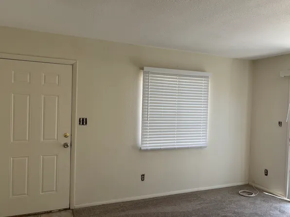 4470 E Pueblo Ave, Phoenix, AZ 85040