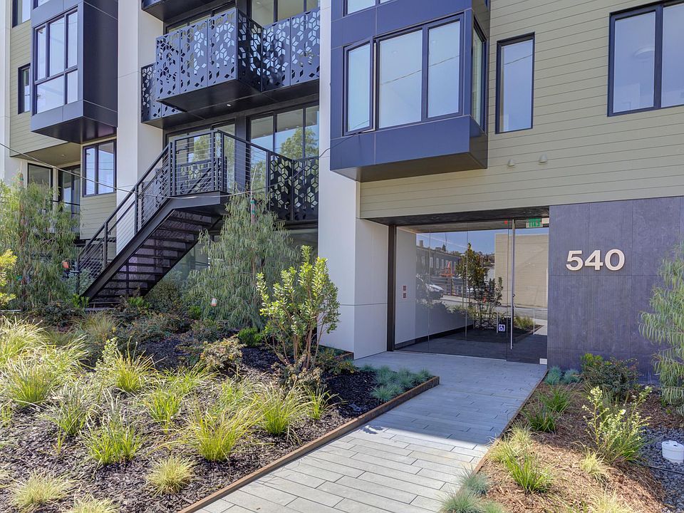 1st image of 540 De Haro St #404