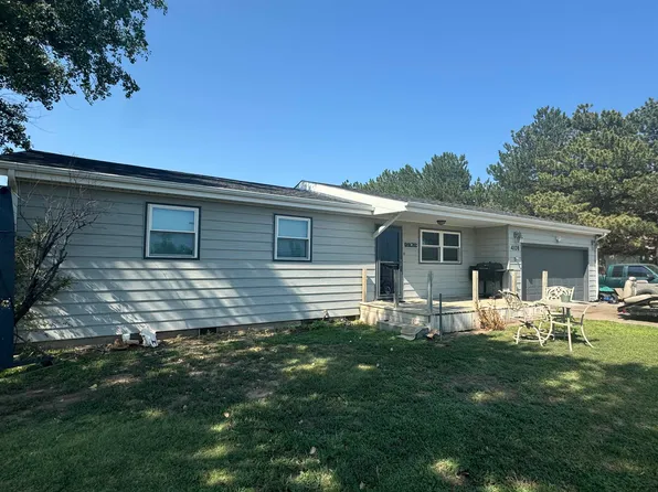 4108 2nd St, Great Bend, KS 67530
