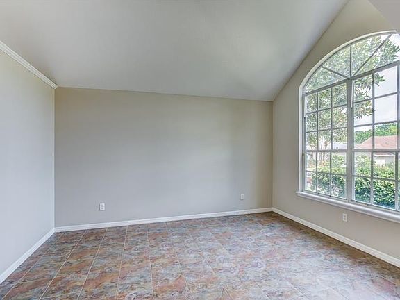 5th image of 8420 Island Palm Cir