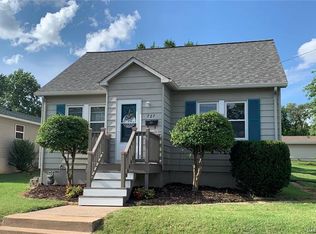 727 N 6th St, Festus, MO 63028