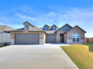 13402 E 124th St, Collinsville, OK 74021