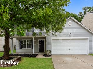 5842 Brookfield Pointe Dr, Charlotte, NC 28216