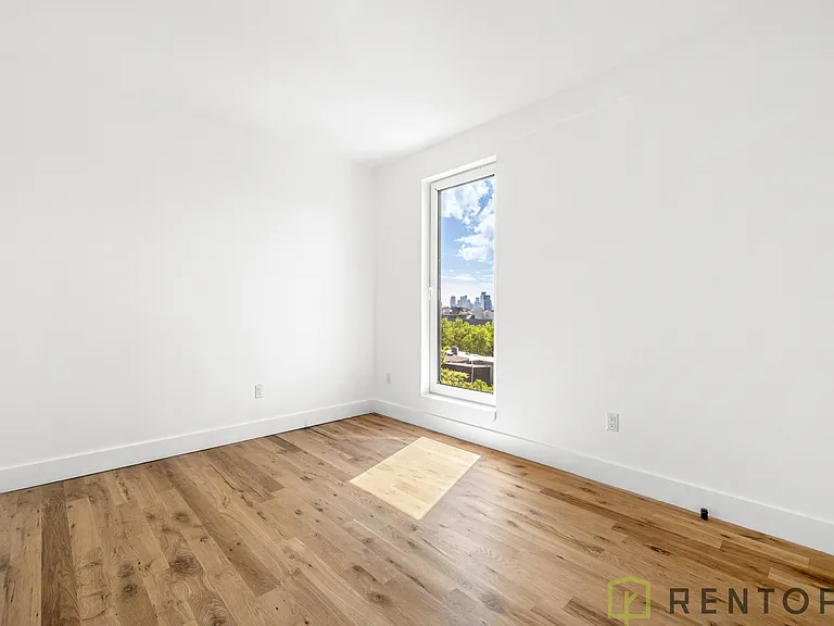 624 Metropolitan Ave #210A — Photo 10