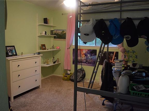 5th image of 330 Kirby Creek Dr