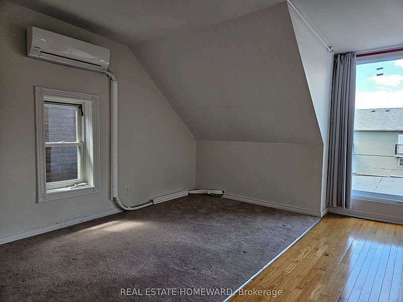 Toronto Townhouse for rent - 2 Bedrooms — photo 23