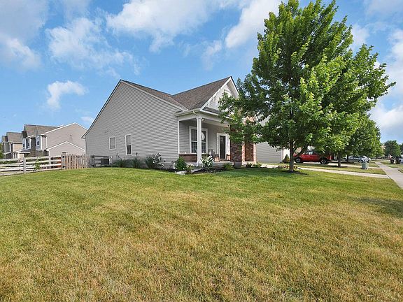 2nd image of 1830 Greentree Meadows Dr