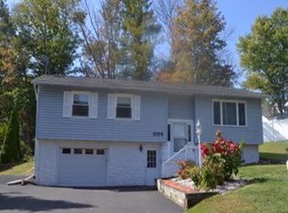 1109 Frost Rd, Endicott, NY 13760