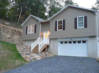 753 Grimes Golden Rd, Linden, VA 22642