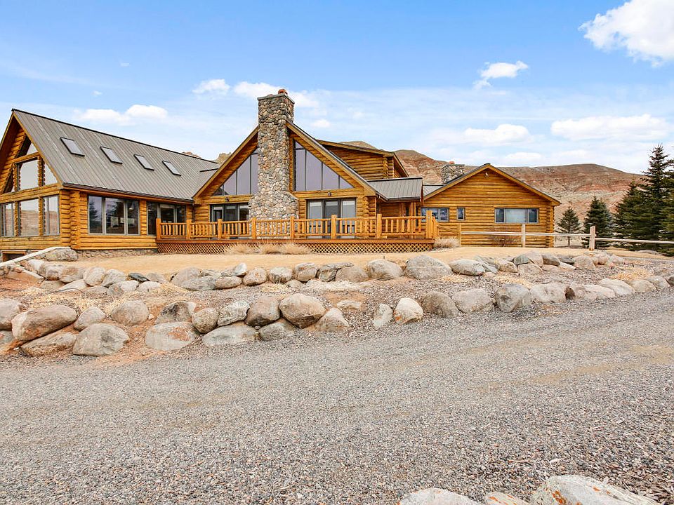 1st image of 117 Clubhouse Dr