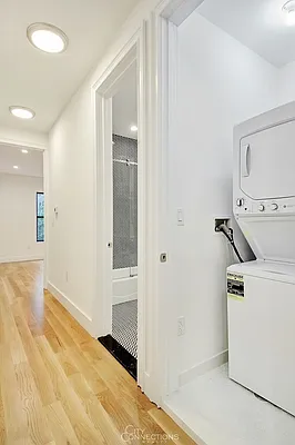 Rented by City Connections Realty | media 5