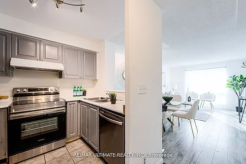 11 Lee Centre Dr #703 Photo 1