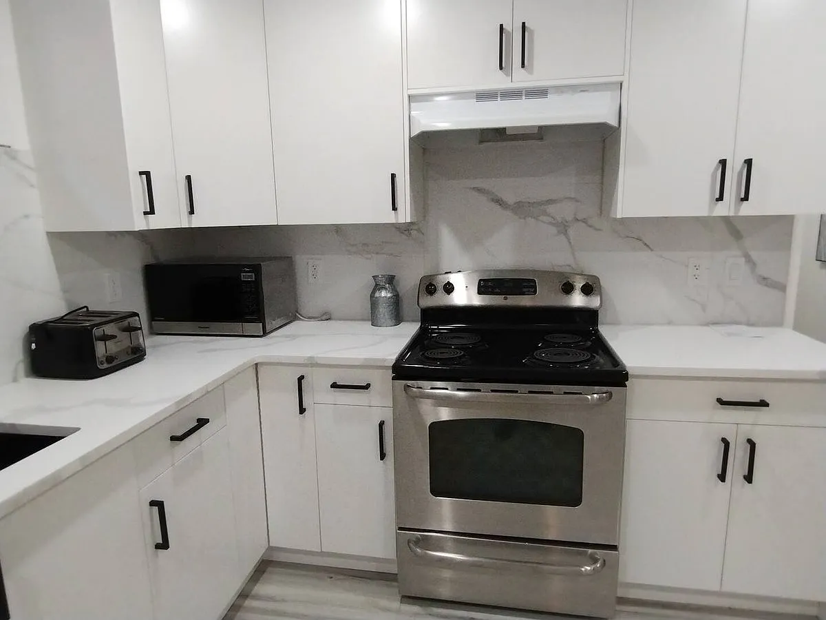 1 bed, $1,100 — Photo 4