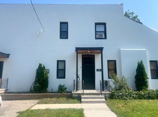 158 Wellington St S #2, Hamilton, ON L8N2R4