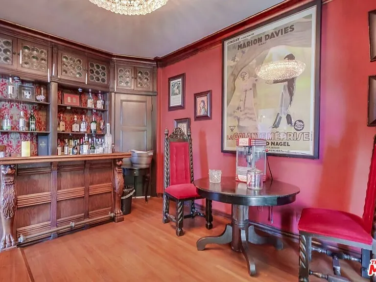642 S Bronson Ave #207 — Photo 30