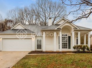 8311 Springhead Ln, Charlotte, NC 28215