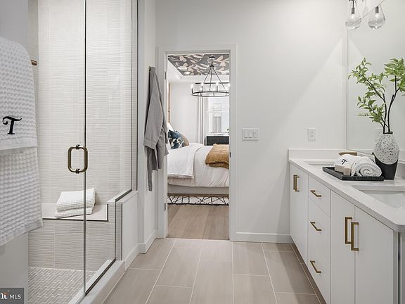 4th image of 4753 Sully Point Ln