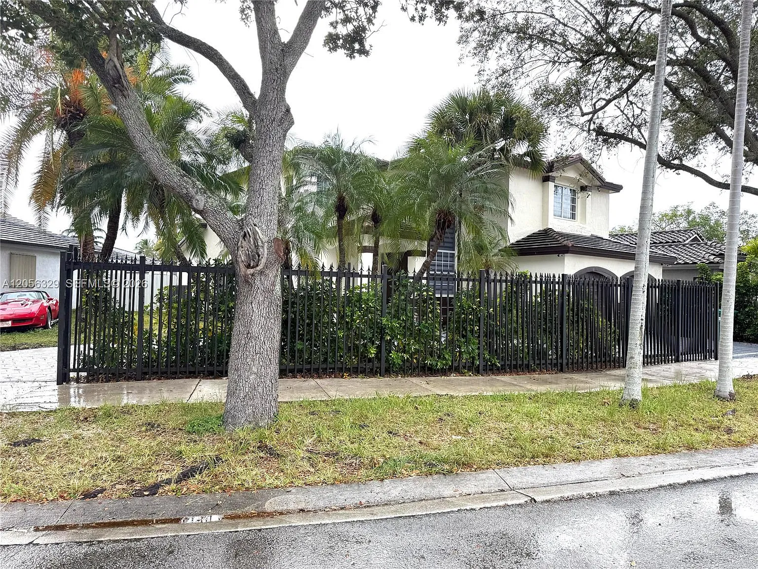 Highlands At Kendall — Photo 2