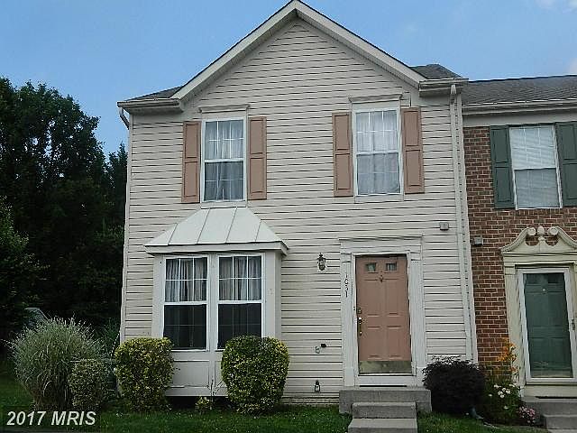 2nd image of 1031 Jeanett Way
