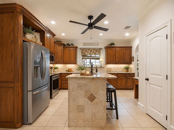 5th image of 1354 Shadow Lakes Dr