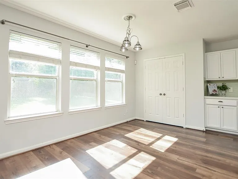 2219 Gable Hollow Ln — Photo 18