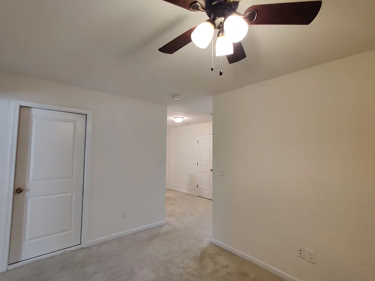 13423 Savannah Point Dr — Photo 19