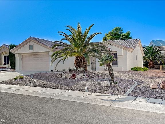 2nd image of 2549 Lotus Hill Dr