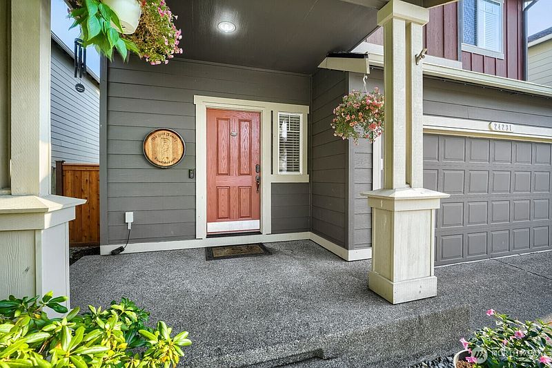 3rd image of 24231 SE 263rd Place