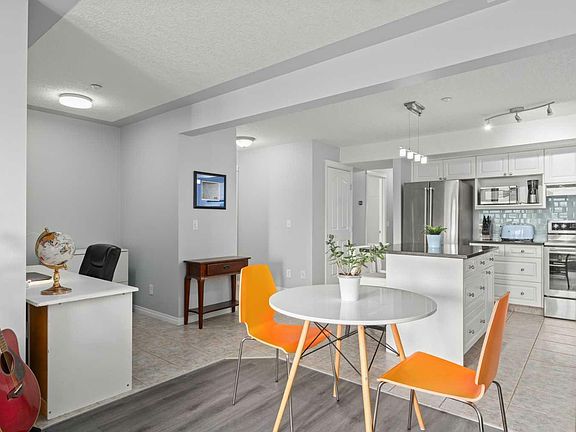 4th image of 202-1608 12th Ave SW #202