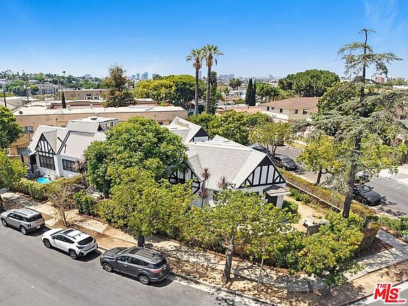 4th image of 4326 Gateway Ave
