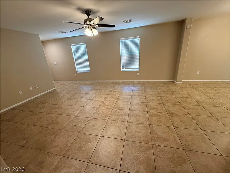 3528 Laguna Veneta Ave — Photo 9
