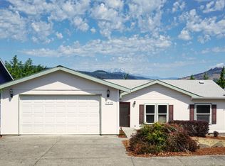 2930 Prospect Ave, Hood River, OR 97031