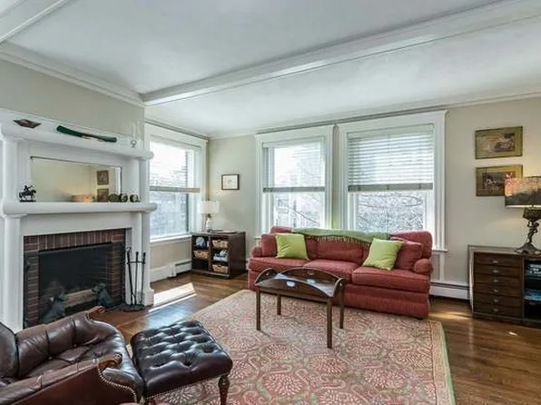 21 Euston St #3, Brookline, MA 02446