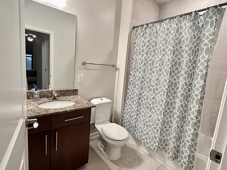 444 W Broad St #606 — Photo 20