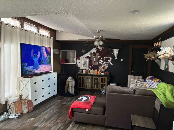 (undisclosed Address)