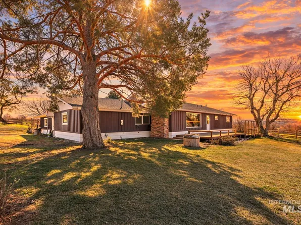 2755 S 900 E, Hagerman, ID 83332